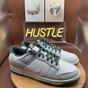 Nike Dunk Low Retro SE Photon Dust Vintage Green Size 11 Men's